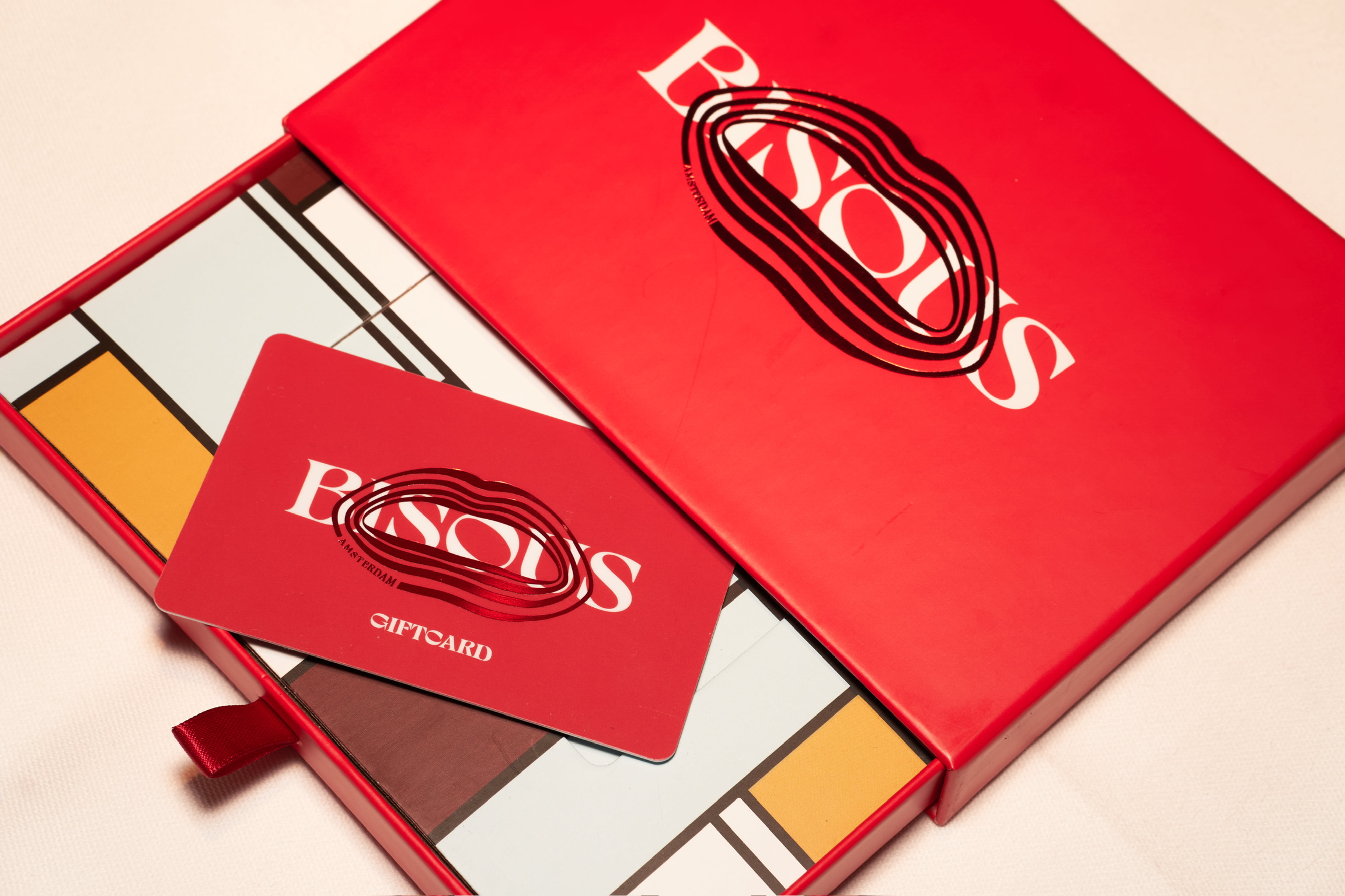 Bisous Gift Cards